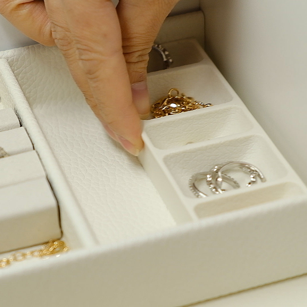 Contour_earring_tray_3