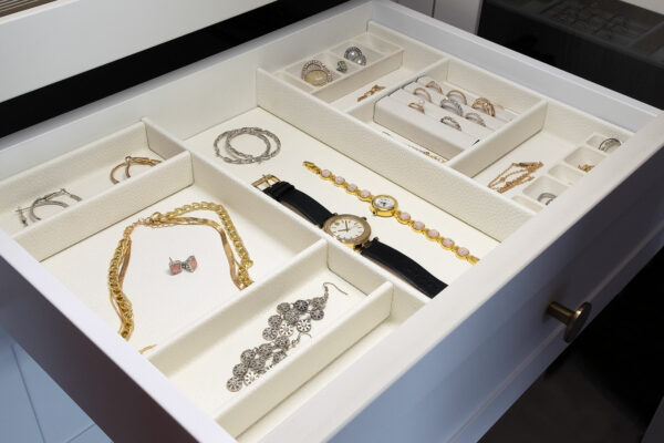 Contour_Jewelry_WIN_A Contour_Jewelry_WIN_A